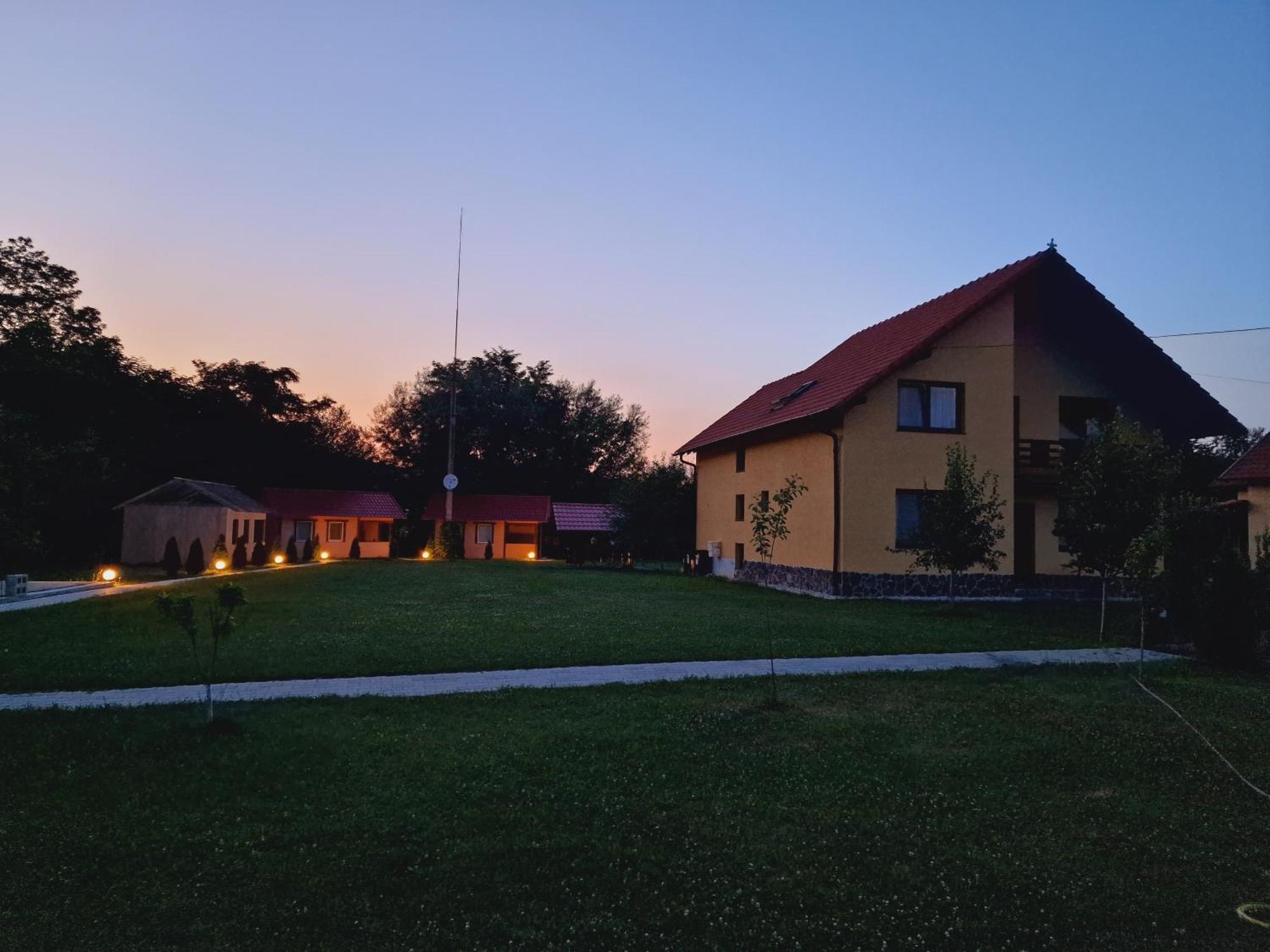 Casa Maya Săsciori Dış mekan fotoğraf